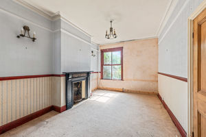 Dining Room- click for photo gallery